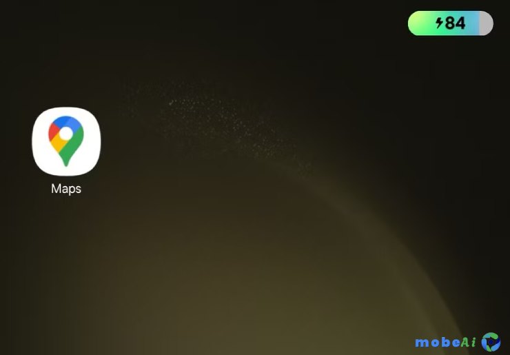 طرحت شركة سامسونج تحديث One UI 7 لهواتف Galaxy الرائدة، في واحدة من أكبر وأهم عمليات التحديث التي شهدتها واجهة One UI منذ انطلاقها. رغم المشاكل التي صاحبت الإطلاق، مثل التأخير وبعض الأخطاء، فإن هذا الإصدار يحمل معه تغييرات كبيرة سواء على مستوى التصميم، أو الوظائف، أو التكامل العميق مع تقنيات الذكاء الاصطناعي Galaxy AI. ورغم أن الكثيرين تحدثوا عن مميزات كبيرة مثل Now Bar وتحسينات Galaxy AI، إلا أن التحديث يتضمن تغييرات صغيرة لكنها مؤثرة، قد تكون لم تنتبه لها. في هذا المقال، نقدم لك تحليلًا مفصلًا لكل جديد في One UI 7، مع التركيز على المزايا الخفية التي تجعل تجربة الاستخدام أكثر سلاسة وذكاء.